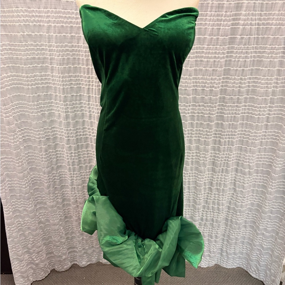 Elegant Hunter Green Velvet Strapless Sweetheart Short Dress